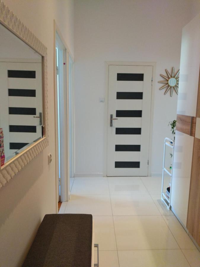 A Cosy Private Room In The Heart Of Old Podgorze كراكوفيا المظهر الخارجي الصورة
